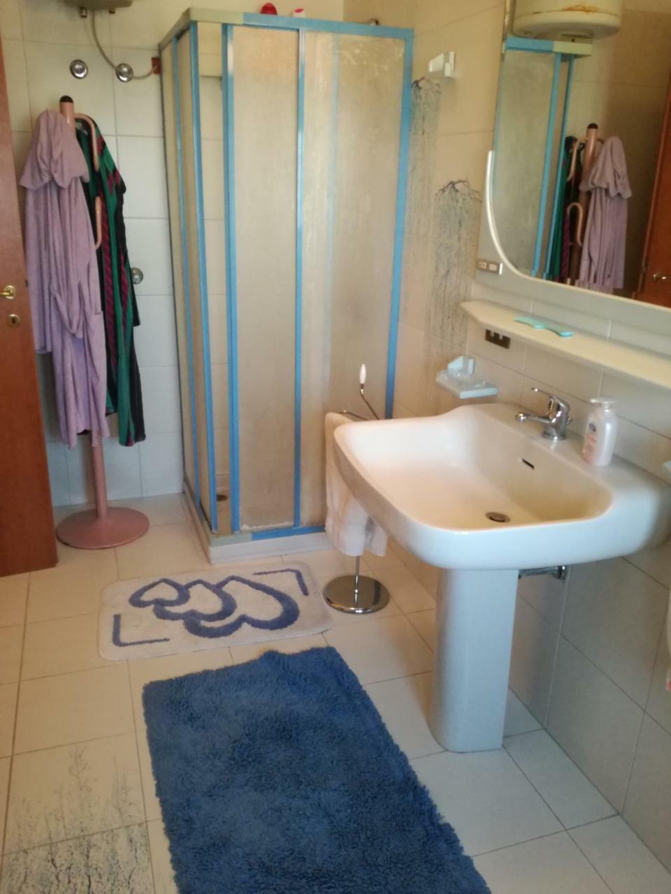 Appartamento In Villa Virginia Fino A 10 Ospiti 몬드라고네 외부 사진